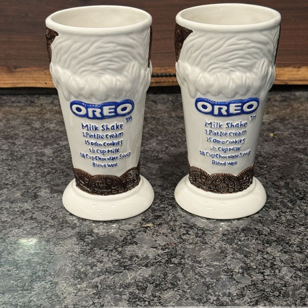 VINTAGE Set Of 2 Oreo Milkshake Embossed Ceramic Mugs w/ Ice Cream Shake Recipe